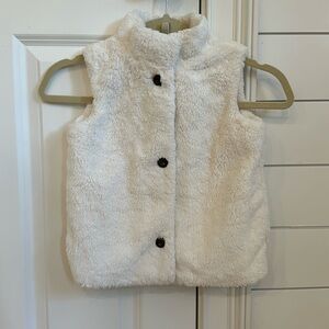 Hanna Andersson Girls Sherpa Vest in ivory, size 5